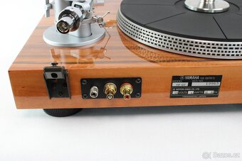 Gramofón YAMAHA YP-D7 - 14