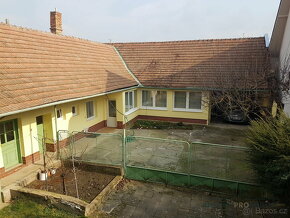 Prodej rodinného domu 132 m² s garáží a zahradou, pozemek 71 - 14