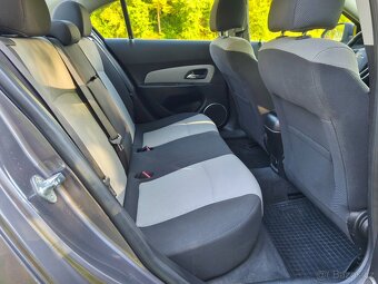 Chevrolet Cruze 2.0  VCDi 110kw,167tkm,2011,2xklíč,Serviska - 14