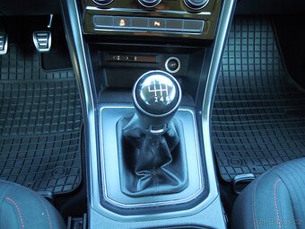 Volkswagen Touran 1.4TSi SOUND - SERVIS - 14