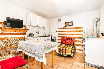 Prodej rodinného domu, 87 m2, pozemek 4392 m2 - Hlína - 14