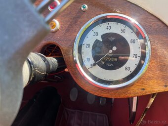 1950 Singer Nine Roadster- 1938 Singer Bantam Saloon 4 door - 14