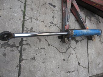 pistnice pístnice hydraulika nakladač štípačka - 14