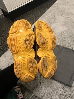 Balenciaga Triple S - 14