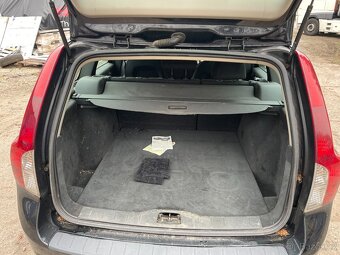 Volvo V50 2010 , 2.0 TDI 100kw - 14