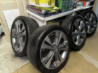 ALU kola Mercedes CLA 5x112 r18 Originál, zimní pneu+TPMS - 14