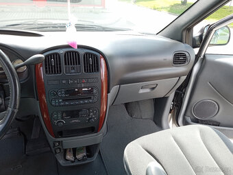 Chrysler Voyager 2005, 2.8 CRD - 14