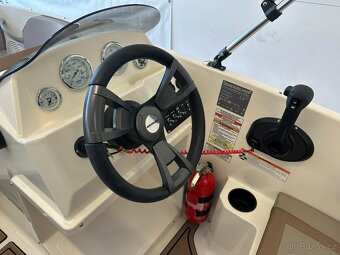 QUICKSILVER Activ 475 aXESS + MERCURY F 40 EFI ELPT záruka 5 - 14