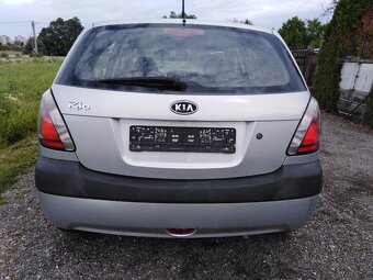 KIA RIO 1,4-16V BENZIN 71 KW RV 2007 - 14