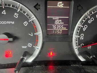 Suzuki Swift 1.3 benzin r.v.2015 najeto pouze 73000 km - 14