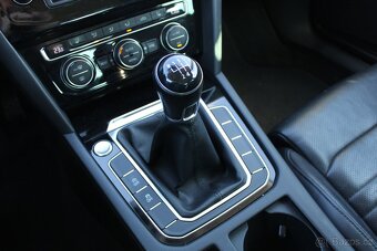 Volkswagen Passat, 2,0TDi 140KW, 94.580 km, ČR, r.v. 2017 - 14