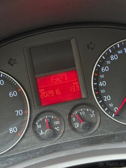 Volkswagen Golf V 1.4 Benzín - 14