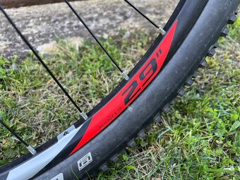 Horské kolo Kross 29" s rámem velikosti S - 14