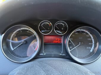 PEUGEOT 308 KOMBI, 1.6 benzín, NOVÁ STK, tažné zařízení - 14