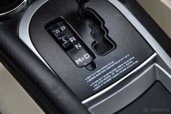 SsangYong Rexton XDi 270 XVT A/T 4X4,TEMP,ŠÍBR,DKLIMA,VÝHŘEV - 14