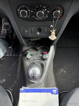 Dacia Sandero 1.2 55kw ČR 1.majitel - 14