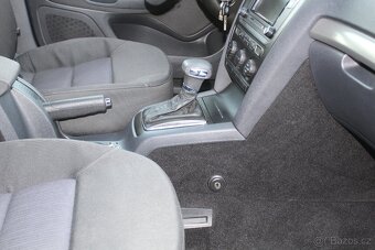 Octavia 2, 1.6 MPI Elegance, automat, 2. maj. ČR, CarPlay - 14