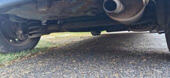 Prodám Toyota Yaris 1.3 jako celek , ideálně jako na ND . - 14