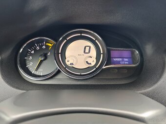 Mégane LIMTED 1,.6 16V 81kW - 14
