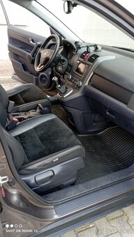 Honda CR-V 2.0 benzín rok 2010.137000km. - 14
