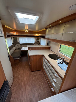 Hobby 560 CFe 2011 MOVER, PŘEDSTAN, DRŽÁK KOL, SUPER STAV - 14