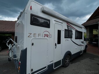 Obytný vůz polointegrál Roller Team Zefiro 2018 – 6 míst - 14