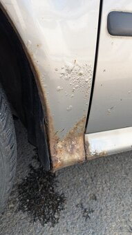 Octavia  - STK, pojizdne, 606k km, motor ok + rez zdarma - 14