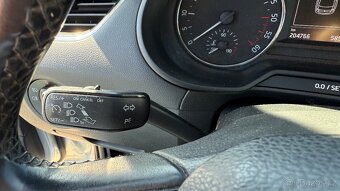 ŠKODA OCTAVIA 1.6TDI 77KW 204 TIS KM TAŽNÉ LIFTBACK - 14