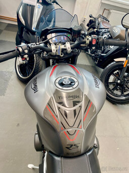 Triumph Street Triple 765 RS = TOP STAV / SERVISNÍ KNÍŽKA - 14