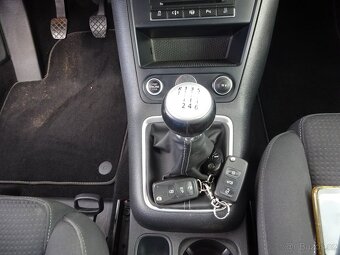 VW Tiguan 2.0 TDI r.v.2011 4x4 (103 kw) Komletní servis - 14
