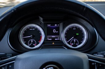 Škoda Octavia Combi 1.6 TDI DSG Style - 14