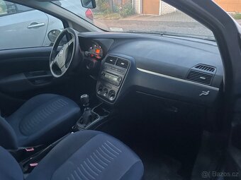 Prodám nebo vyměním Fiat Grande Punto 1.2i  48 KW   R.V.2009 - 14