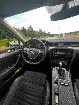 Volkswagen Passat R-Line 110kW 2.0TDi aut., tažné,panorama - 14