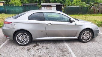 Alfa Romeo GT. - 14