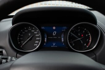 Maserati Levante SQ4 - 14