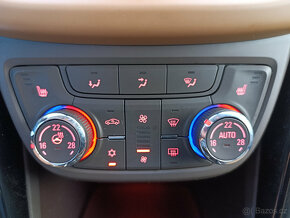 Opel Zafira Tourer 1.6 CDTi 100 KW, TOP VÝBAVA - 14