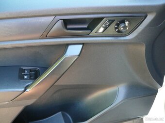 VW CADDY MAXI 2.0 TDI 103KW KLIMA VYH.SEDAD PARKTRONIC TAŽNÉ - 14