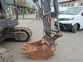 MECALAC 10 MCR - 14