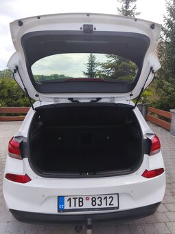 Hyundai i30, Style 1.6 CRDi 100kW DCT - 14