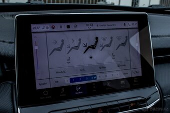 Jeep Compass 1.5 e-Hybrid Night Eagle II / NELAKOVANÉ - 14