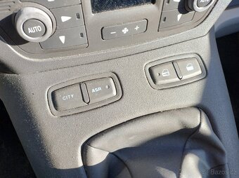 FIAT IDEA 1,4i 2005 70kW - DILY z auta, JEZDI OK - 14