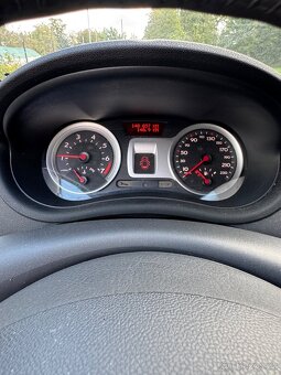 RENAULT CLIO 1,2 i TCe - 14