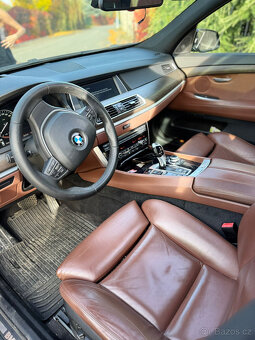 BMW 550i GT, V8 M-POWER, originál M. - 14
