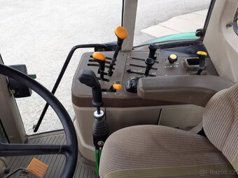 Prodám kolový traktor John Deere 6520 - 14