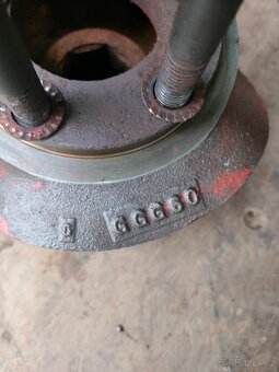 KUHN 280 SHRNOVAČ -- ruzné   díly - 14