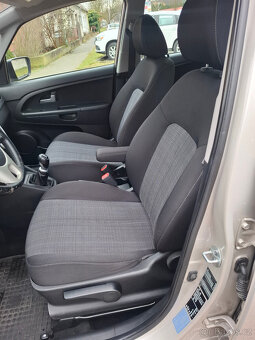 Kia Venga 1.6 CVVT 92kW 2010 klima - 14