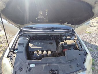 Toyota Avensis 1.8 benzin, r.v. 2004 - 14