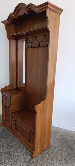 Předsíňová stěna, nábytek z masívu, věšáky, botník - 14