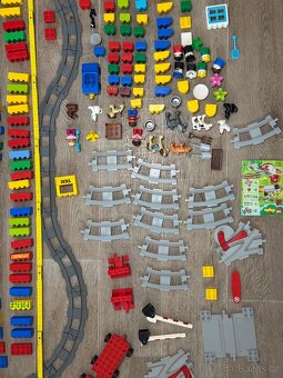 LEGO DUPLO – vlak, koleje, výhybky, kostky, farma, zvířata - 14