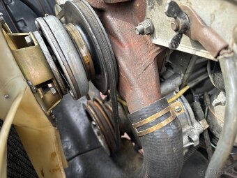 Volha Gaz 24, série 1, 2401 originál - 14